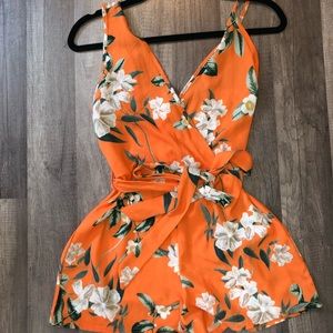 BOOHOO romper